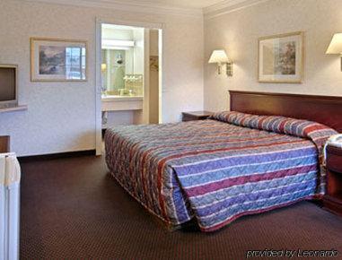 Days Inn & Suites Big Spring Zimmer foto